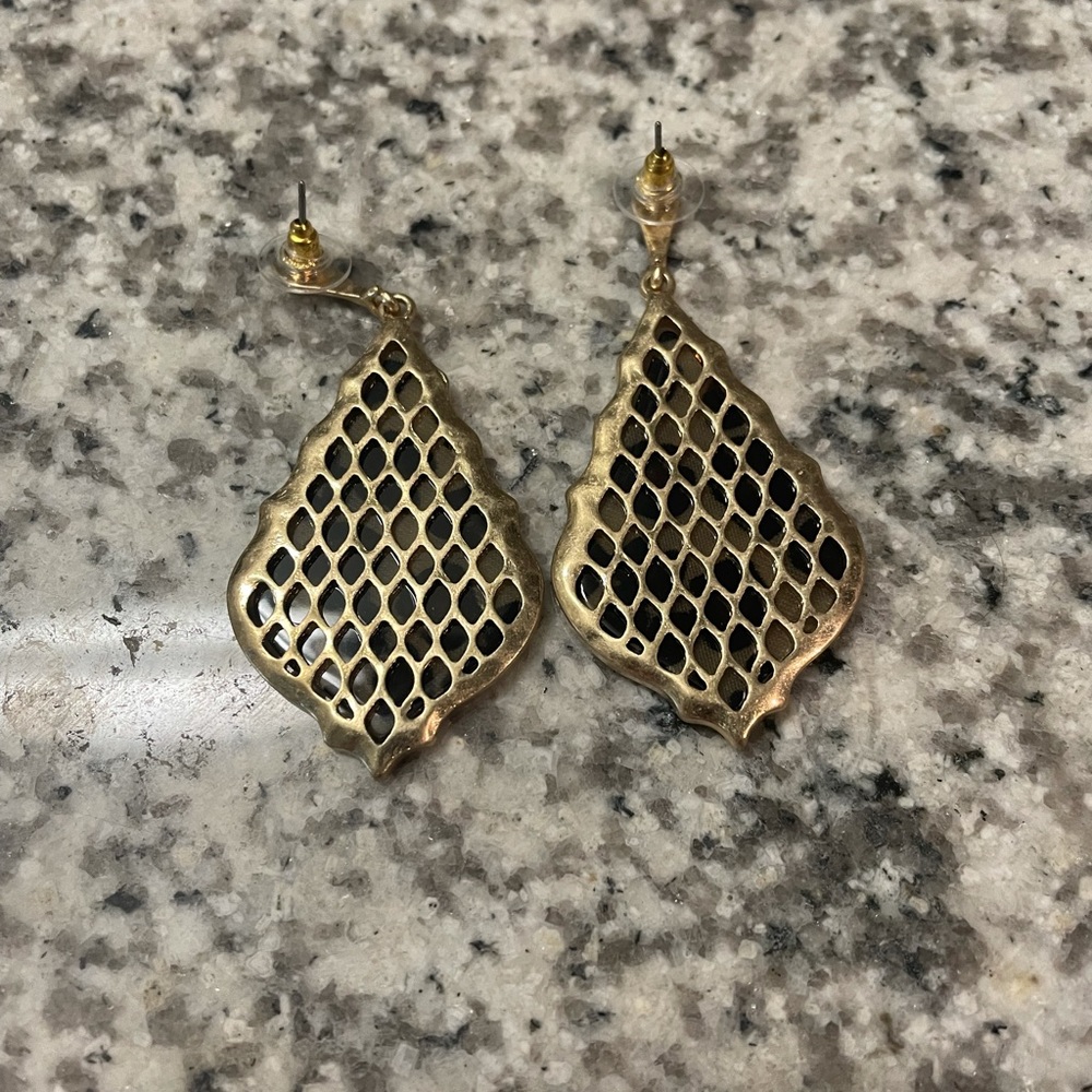 Leopard Earrings - Picture 2 of 2